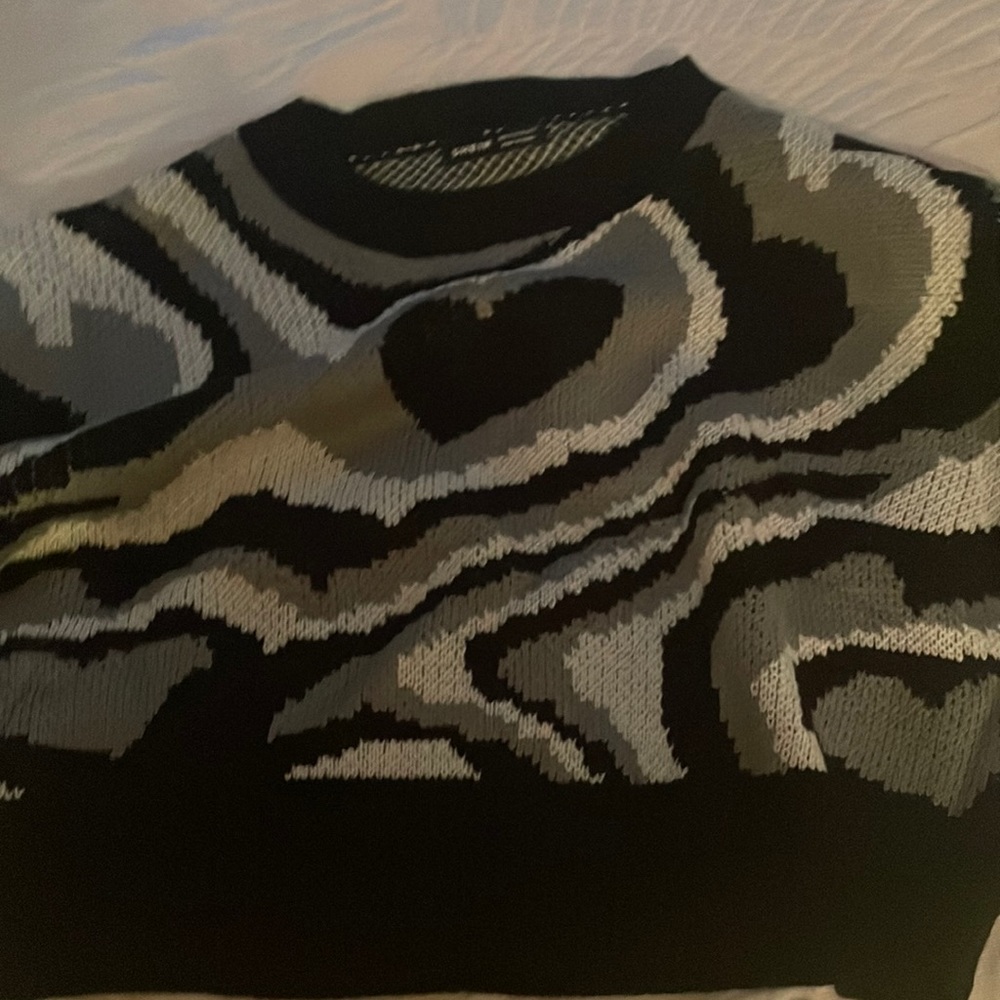Women’s sweater